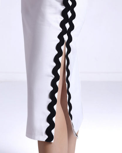 Contrast Trim Midi Dress